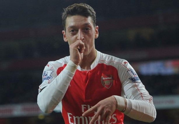 Foto - Mesut Özil'in serveti açıklandı! Dudak uçuklatıyor!