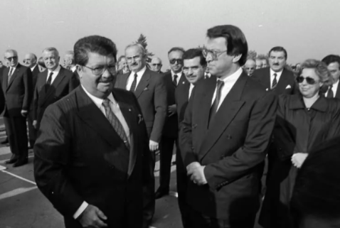 Foto - Mesut Yılmaz’ın çok konuşulacak görüntüleri! "Postmodern darbe" olarak nitelendirilen…