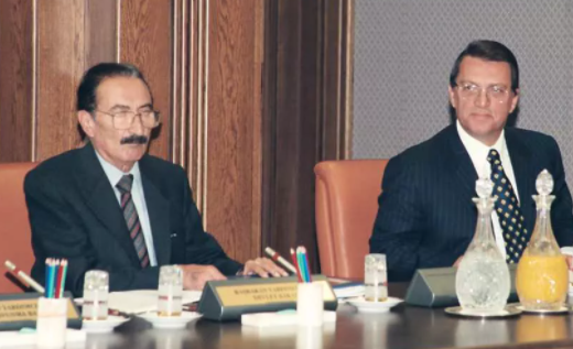 Foto - Mesut Yılmaz’ın çok konuşulacak görüntüleri! "Postmodern darbe" olarak nitelendirilen…