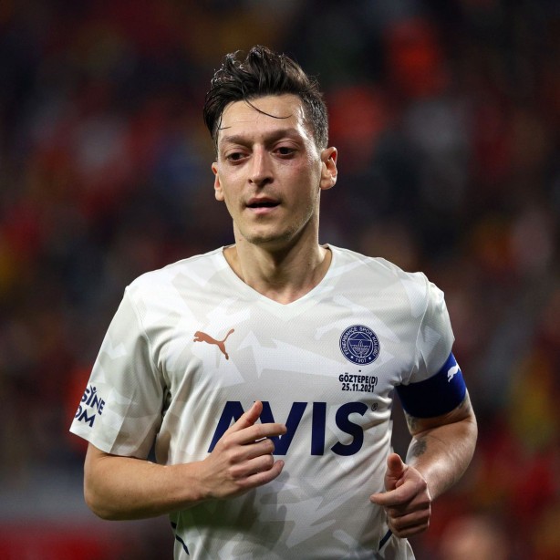 Foto - Mesut'a bir talip de Suudi Arabistan'dan!