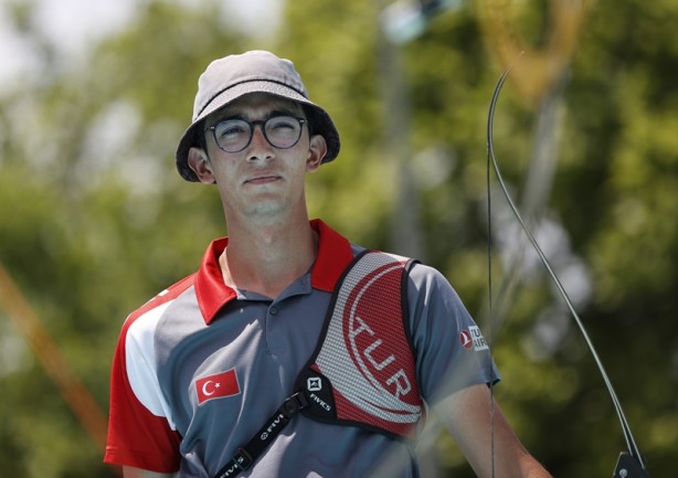 Mete Gazoz birinci oldu