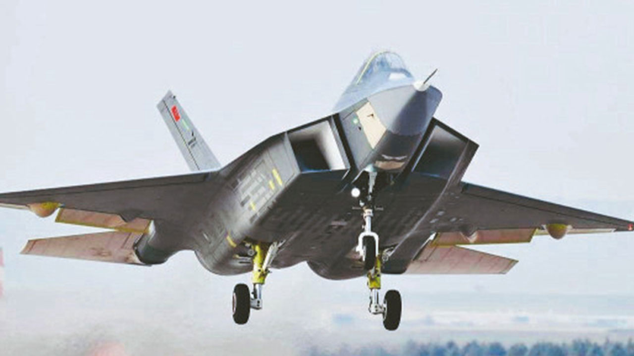 Foto - Mete Yarar, 'bu teknoloji F-35'te yok' diyerek Kaan'la ilgili kimsenin bilmediği özelliği açıkladı