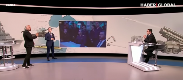 Foto - Mete Yarar duyurdu: Türk roketi 50 kilometre ötedeki gemiyi batırdı