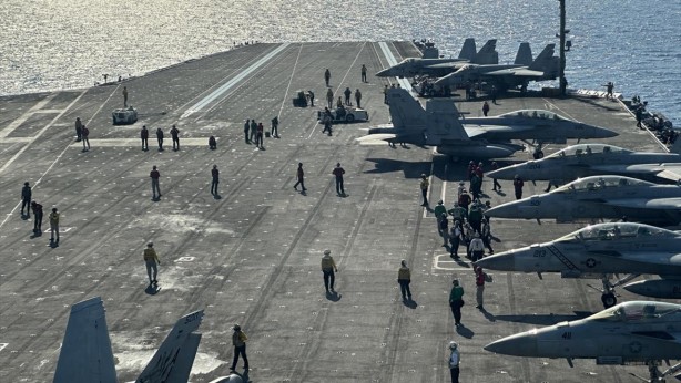 Foto - Mete Yarar, Selçuk Bayraktar'ın neden ABD gemisine davet edildiğini açıkladı: TB3 iddiası var bu yüzden