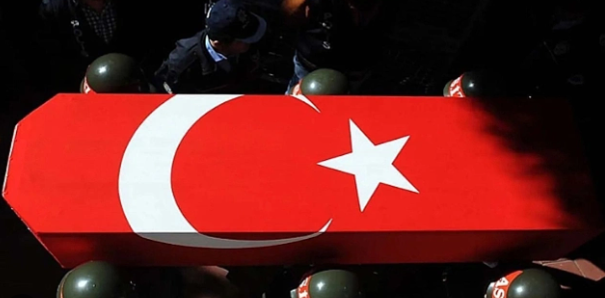 Foto - Mete Yarar skandalı duyurdu: Türkiye'yi vurmaları için İHA, silah ne varsa verdiler