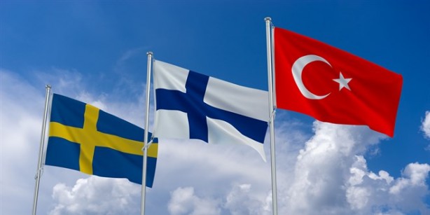 Foto - Mete Yarar'dan beklenmedik itiraf: Türkiye o ülke o konusunda bir yere kadar direnebilir, ama sonra girerler