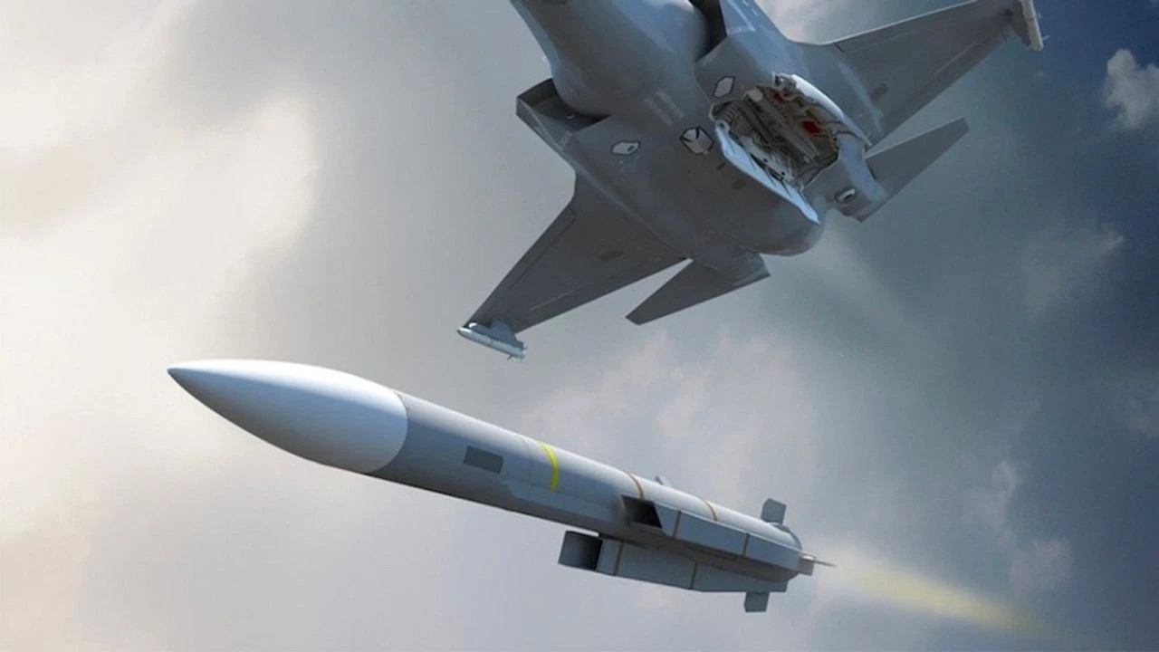 Foto - Meteor füzesi Yunan'ı panikletti!