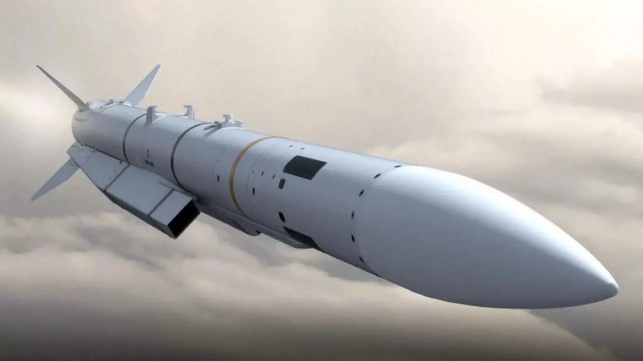 Foto - Meteor füzesi Yunan'ı panikletti!