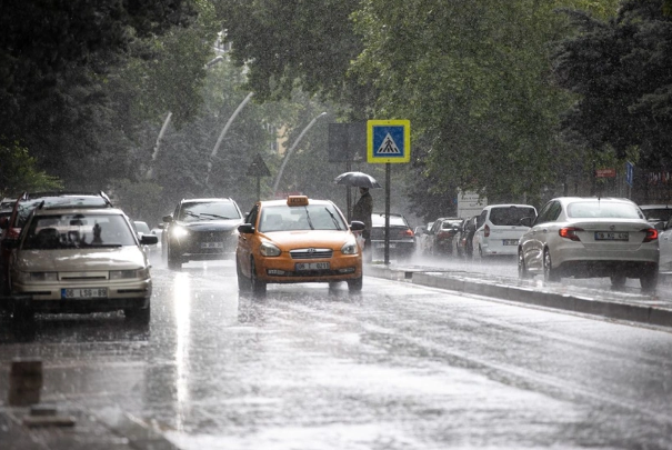 Foto - Meteoroloji 8 kent için 'risk var' uyarısında bulundu