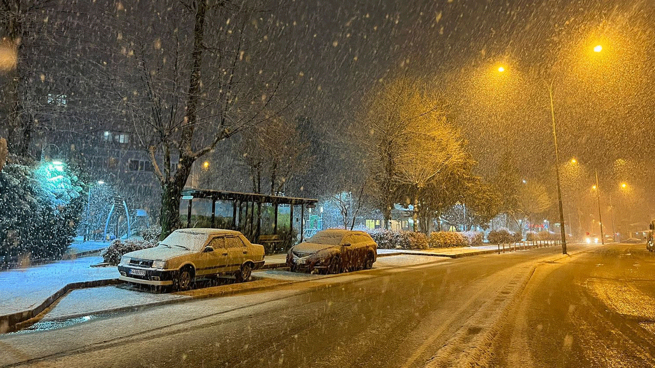 Foto - Meteoroloji son dakika geçiyor! Kuvvetli kar yağışı ve fırtına geliyor