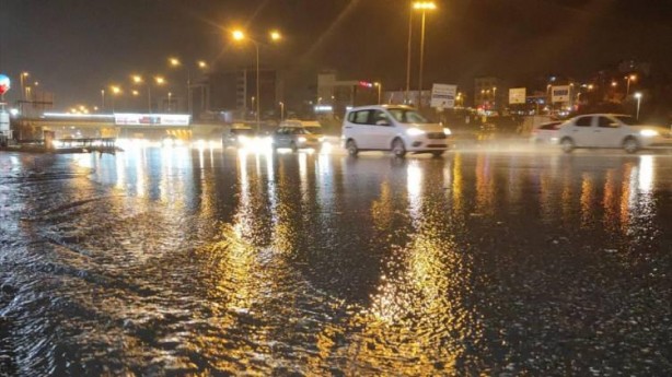 Foto - Meteoroloji Türkiye’yi uyardı! Aman dikkat, şiddetli geliyor