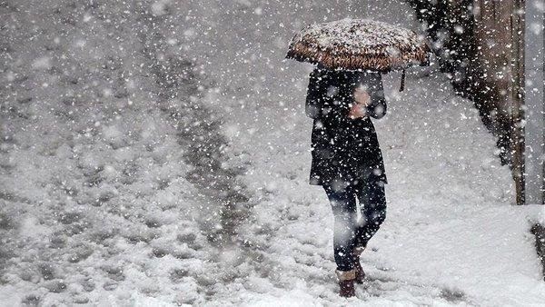 Meteoroloji uyardı: Kar geliyor! Sel ve fırtınaya dikkat