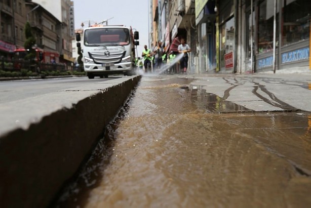 Foto - Meteoroloji uyardı! Kuvvetli rüzgâr ve toz taşınımı olacak