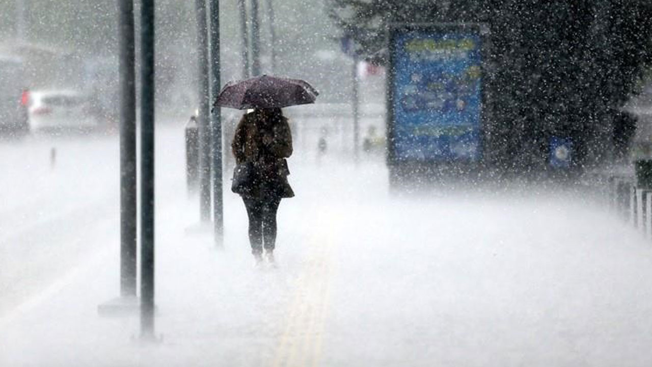 Foto - Meteoroloji’den flaş açıklama! 11 il için gök gürültülü sağanak uyarısı geldi