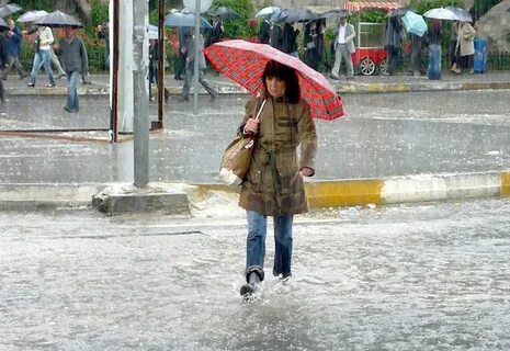 Foto - Meteoroloji'den kuvvetli sağanak uyarısı! Bu illerde yaşayanlar dikkat