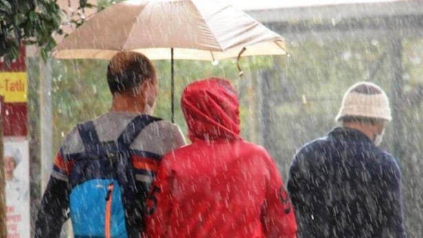 Meteoroloji'den son dakika uyarısı! Şemsiyelerinizi yanınıza almayı unutmayın