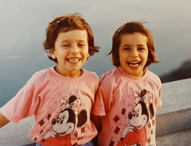 Foto - Metin Akpınar'ın 35 yıl sonra ortaya çıkan kızı yaptığıyla şaşırttı! Kimse bu kadarını beklemiyordu