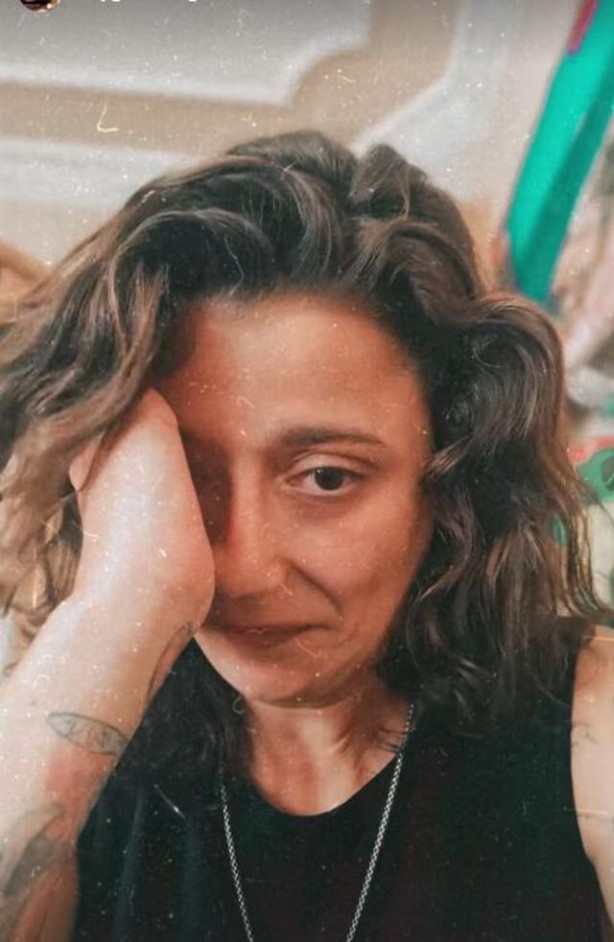 Foto - Metin Akpınar'ın 35 yıl sonra ortaya çıkan kızı yaptığıyla şaşırttı! Kimse bu kadarını beklemiyordu