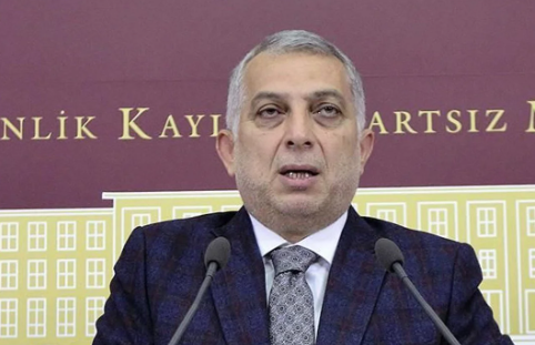 Foto - Metin Külünk'ten AK Partili o bakanın eşine sitem!