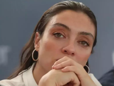 Foto - Metin Külünk'ten AK Partili o bakanın eşine sitem!