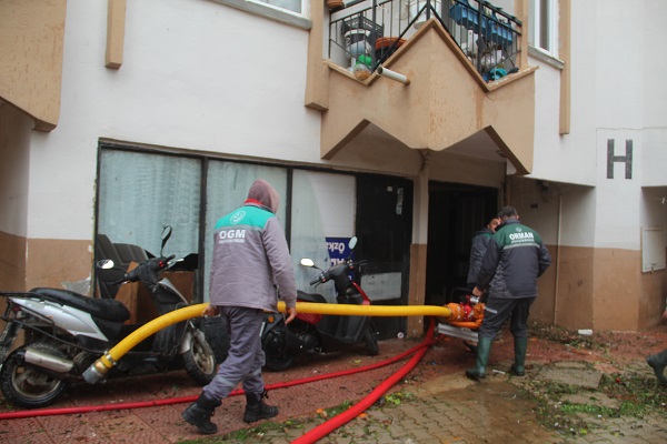 Foto - Metrekareye 372 kg yağmur düştü! Sular çekilince afetin boyutu gözler önüne serildi