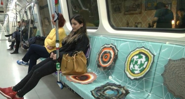 Foto - Metroya anne eli değdi!