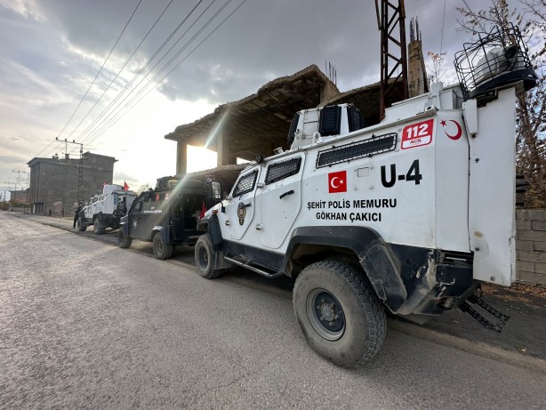 Foto - Metruk binalarda uyuşturucu içenler arandı!