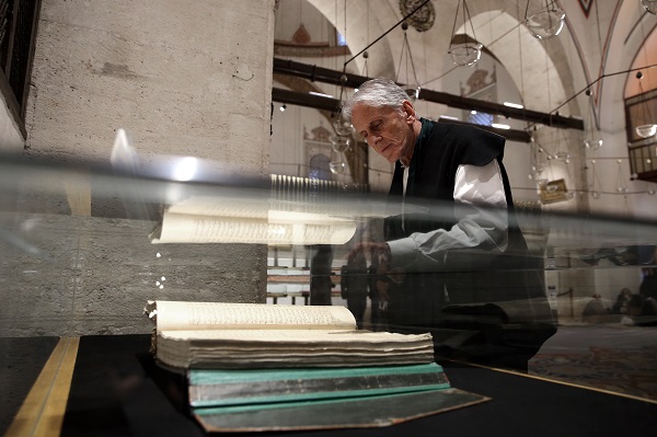 Foto - Mevlana Celaleddin-i Rumi'den etkilendi! ABD'li Katolik profesörün İslamiyet yolculuğu