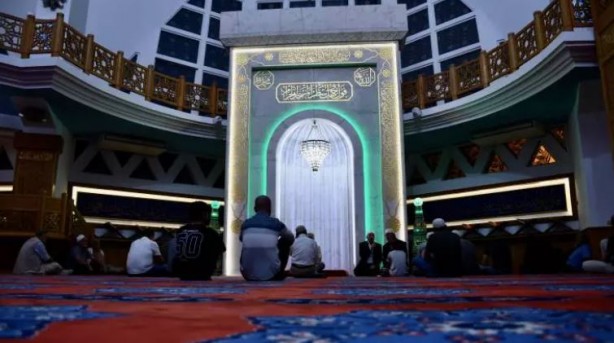 Foto - Mevlid Kandili dualarla idrak edildi