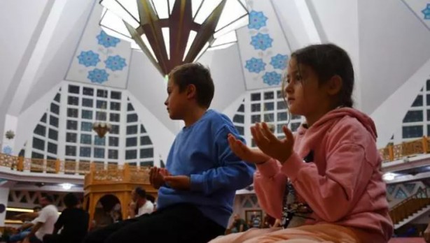 Foto - Mevlid Kandili dualarla idrak edildi