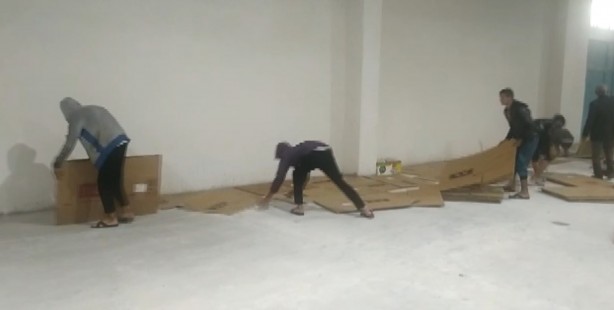 Foto - Mevsimlik işçilerin çadırlarını su bastı: 270 işçi ve 30 çocuk tahliye edildi