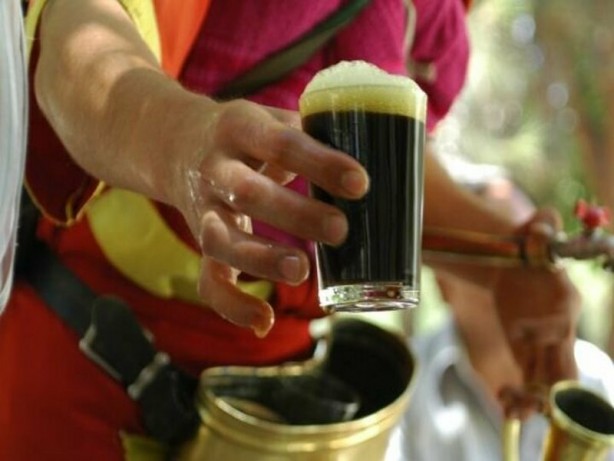 Foto - Meyan kökü hakkında dikkat çeken detay! Ramazanda tercih edilen içecek, 'Meyan şerbeti' nasıl yapılır?