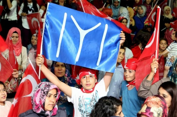 Foto - Meydanlarda demokrasi nöbeti devam ediyor