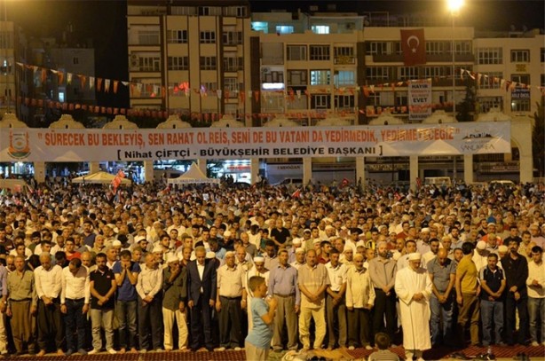 Foto - Meydanlarda demokrasi nöbeti devam ediyor