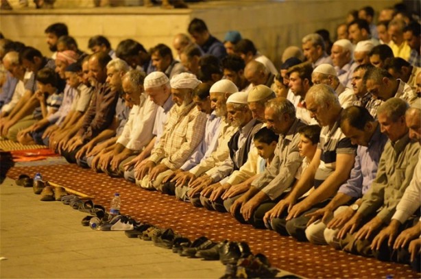 Foto - Meydanlarda demokrasi nöbeti devam ediyor