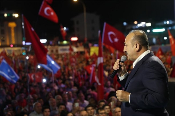 Foto - Meydanlarda demokrasi nöbeti devam ediyor