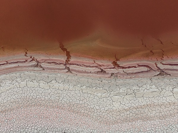 Foto - Meyil Obruk Gölü kızıl renge büründü