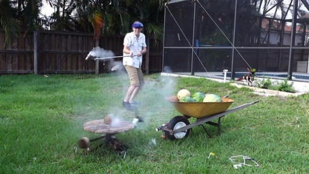 Foto - Meyvelere erimiş tuz döktü!