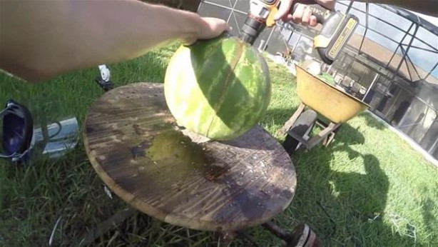 Foto - Meyvelere erimiş tuz döktü!