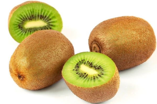 Foto - Meyveleri soyarken vitaminlerinden oluyorsunuz!