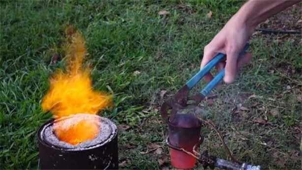 Foto - Meyvelerin içine erimiş tuz döktü!