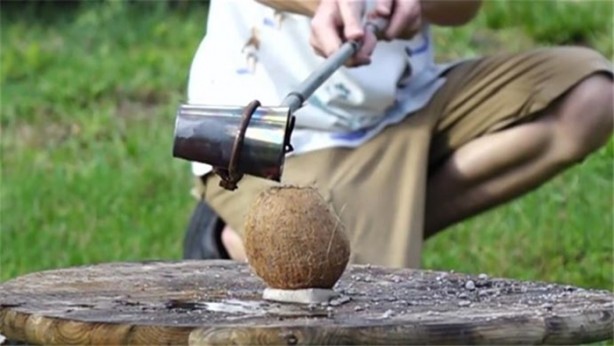 Foto - Meyvelerin içine erimiş tuz döktü!