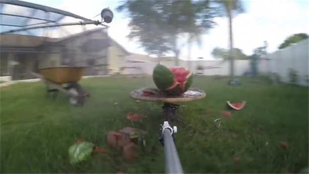 Foto - Meyvelerin içine erimiş tuz döktü!