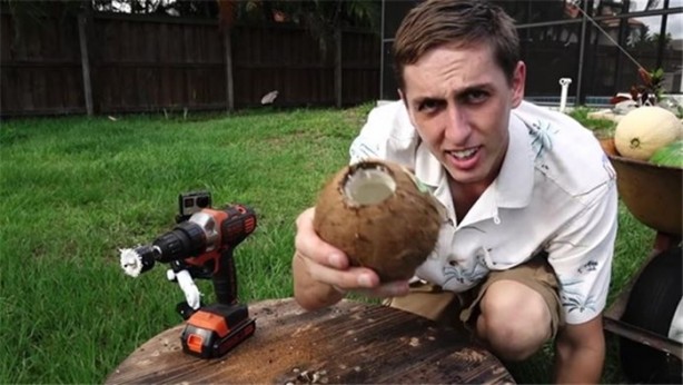 Foto - Meyvelerin içine erimiş tuz döktü!