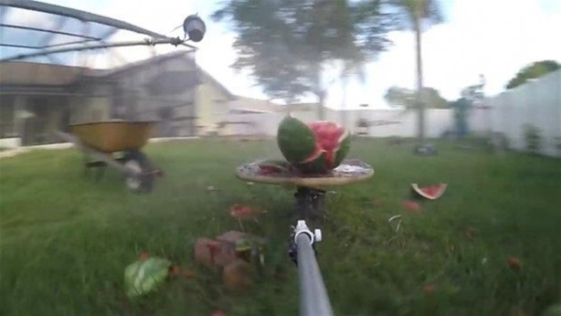 Foto - Meyvenin içine erimiş tuz döktüler!