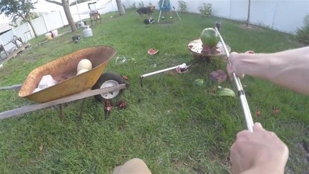 Foto - Meyvenin içine erimiş tuz döktüler!