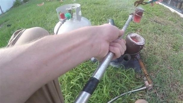 Foto - Meyvenin içine erimiş tuz döktüler!