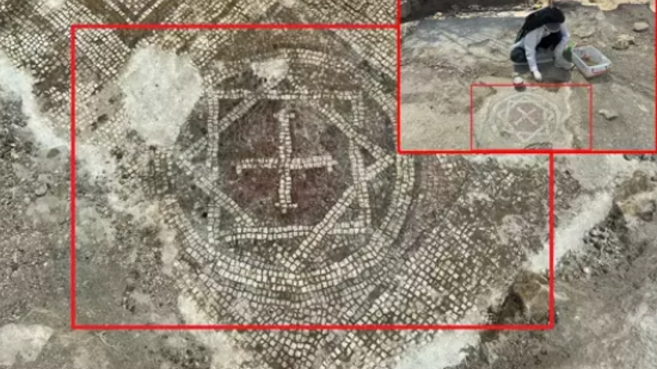 Mezar kazısında mozaik, Davut yıldızı ve 6 satırlık dilekçe Diyarbakırlıları şaşırttı