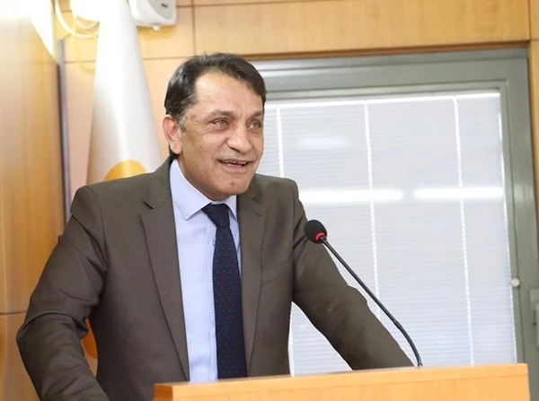 Mezarları satan isim CHP'den aday adayı oldu