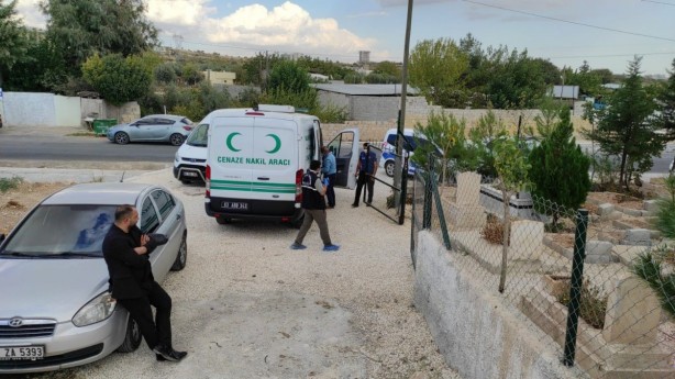 Foto - Mezarlıkta dehşete düşüren olay! Çantayı açan polisler korkunç görüntüyle karşılaştı